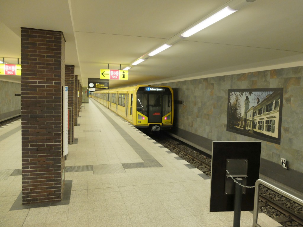 U-Bahnhof Blaschkoallee